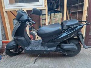 KYMCO AGILITY 50 BJ. 2008 — SCOOTERS | KYMCO — MARKTPLAATS
