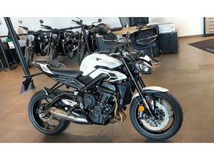 TRIUMPH STREET TRIPLE 765 R