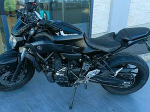 VENTE OU ÉCHANGE MT07 CONTRE VOITURE