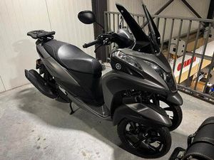 ② YAMAHA TRICITY 125