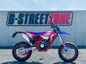 ② SALONCONDITIES! BETA RR 4T 125 R SUPERMOTO