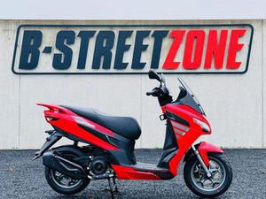 ② SALONCONDITIES! APRILIA SXR 50 SPORT B-KLASSE 45KM/U