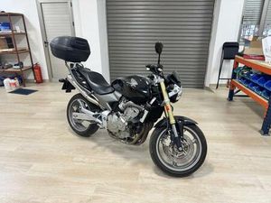 HONDA - CB 600F HORNET