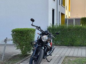 MOTO GUZZI V7 IV STONE SPECIAL EDITION