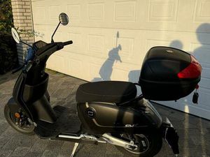 SUPER SOCO CUX E-ROLLER – WENIG GENUTZT, EZ 2023