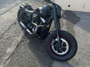 HARLEY-DAVIDSON DYNA STREET BOB