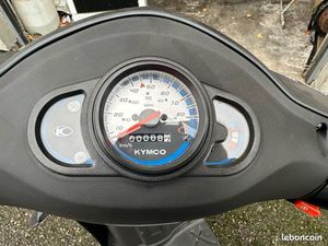 VEND SCOOTER KYMCO 50CM CUBES