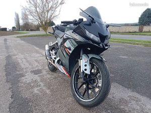 YAMAHA YZF R125