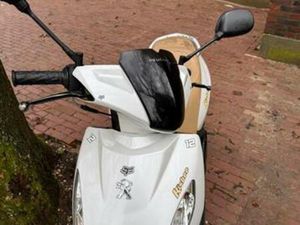 PEAUGOT KISBEE — SCOOTERS | SYM — MARKTPLAATS