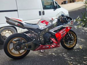 YAMAHA R1 PISTE