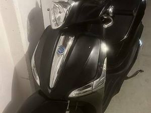 PIAGGIO LIBERTY 125 ABS ( VERHANDELBAR) CANTON BERNE -