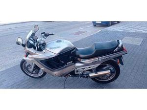 SUZUKI - GSX750F