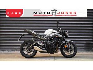 TRIUMPH - STREET TRIPLE 765