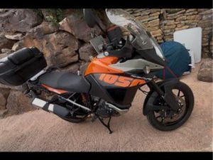 KTM 1050 ADVENTURE