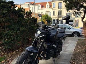 -ABS À DOUBLE CANAL (NON DÉSACTIVABLE). -ÉCRAN TFT