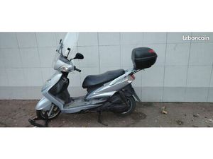 VENDS SCOOTET 125 YAMAHA CYGNUS