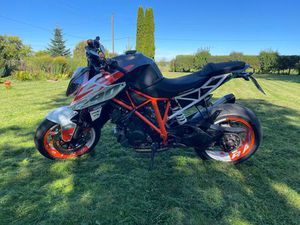 KTM 1290 SUPERDUKE R