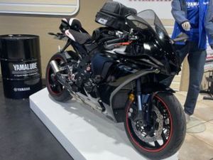 YAMAHA YZF 1000 R1 2022 1000 CM3 | MOTO SPORTIVE | 17 387 KM | NOIR | 30100 ALES