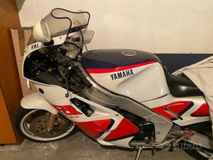 YAMAHA FZR 1000 GENESIS 1987 PROGETTO DA ULTIMARE