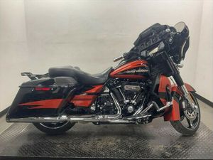 2017 HARLEY-DAVIDSON STREET GLIDE CVO