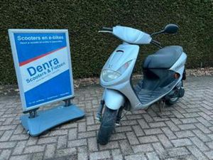 PEUGEOT VIVACITY SPORTLINE — SCOOTERS | PEUGEOT — MARKTPLAATS