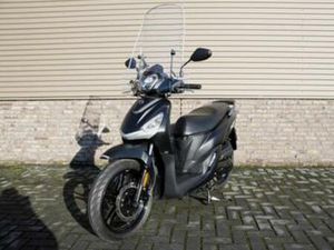 SYM SYMPHONIE UIT 2025 IN NIEUWSTAAT MET 3 MAANDEN GARANTIE. — SCOOTERS | SYM — MARKTPLAATS