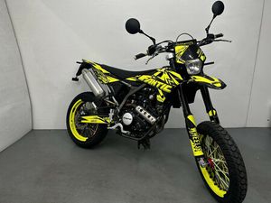 XMF 125 MOTARD