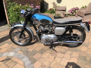1961 TRIUMPH BONNEVILLE 650 T120R