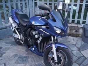 YAMAHA FZS 600 BLU/AZZURRO
