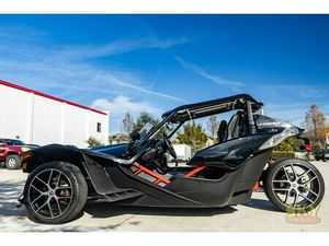 2016 SLINGSHOT SL LE BLACK PEARL