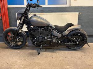 HARLEY DAVIDSON STREET BOB 114CUI