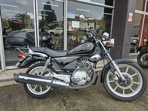 YAMAHA YBR 125 CUSTOM