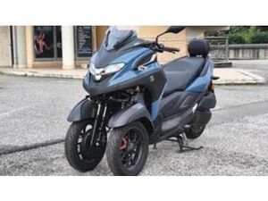 TRICITY 300 (2021 - 24)