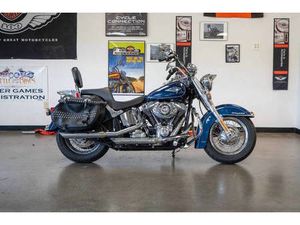 2012 HARLEY-DAVIDSON HERITAGE SOFTAIL CLASSIC