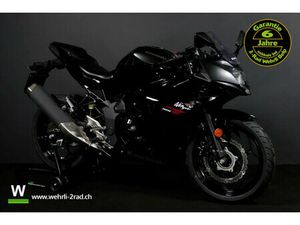 KAWASAKI NINJA 125, SPORT, MOTO NEUVE, CHF 5'300.-