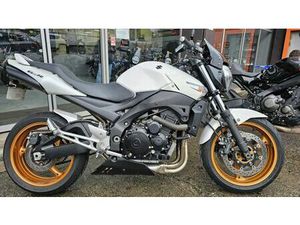 SUZUKI GSR 600 2010 600 CM3 | MOTO ROADSTER | 11 600 KM | BLANC | 57800 COCHEREN
