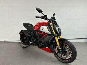 ② DUCATI DIAVEL 1260 S ***DUCATI SAMBREVILLE***
