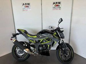 KAWASAKI Z 125 GROEN