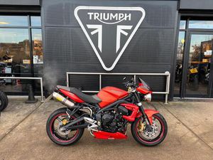 TRIUMPH STREET TRIPLE 675 R 675 CC