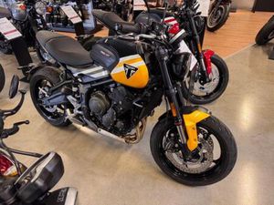 TRIUMPH TRIDENT 660 AKTION INT.-NR: CD1173