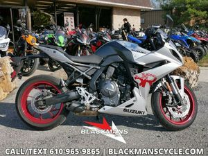 2024 SUZUKI GSX-8R 8R