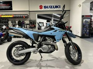 2025 SUZUKI DR-Z 4SM BASE