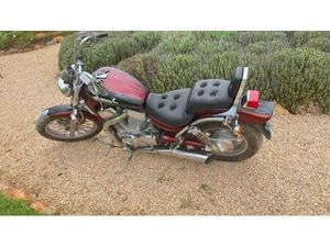 SUZUKI - INTRUDER VS 1400