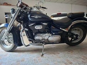 SUZUKI - INTRUDER C800