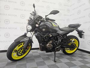 YAMAHA - MT-07