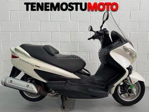 SUZUKI - BURGMAN 125