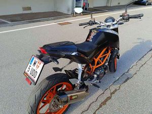 KTM 390 DUKE