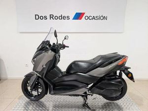 YAMAHA - XMAX 300