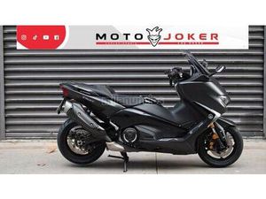 YAMAHA - TMAX