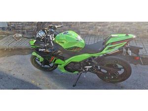 KAWASAKI - NINJA 400
